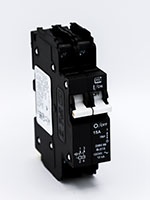 26 mm Width and 15 A Current UL-489 AC Circuit Breaker